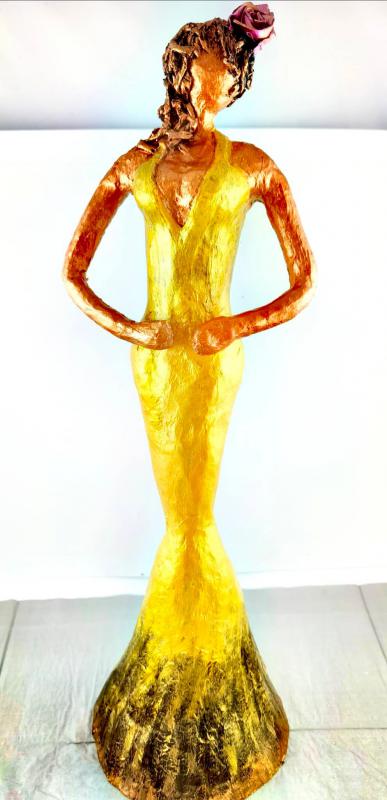 Alkotóművészet - Elegáns Hölgy