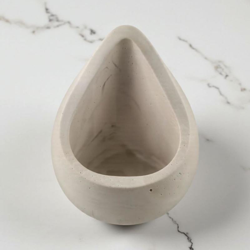 Csepp alakú mécsestartó