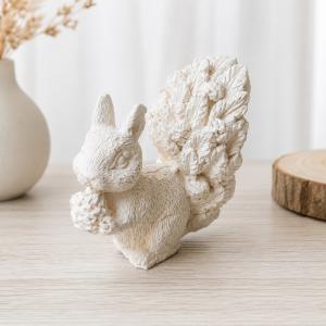 Fenyőfarkú mókus kerámiapor figura – natúr vagy festett