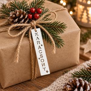 Karácsony felirat, fehér lézervágott fa, 2 × 10 cm – 4 db/csomag