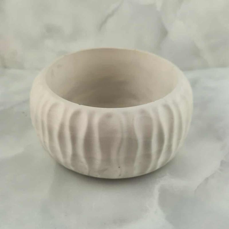 Hullámos erezetű kaspó