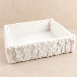 ReLioFi rövidszőrű műszőrme szalagos box – fehér, 21 × 20 × 6,5 cm