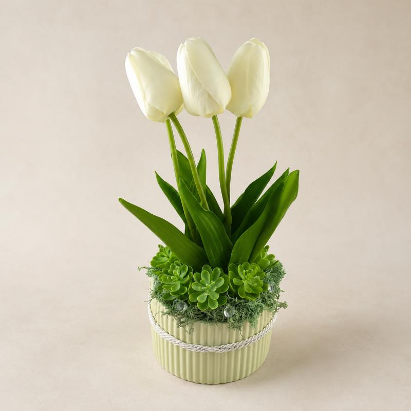 Tulipános asztaldísz Kerámiapormánia kaspóban