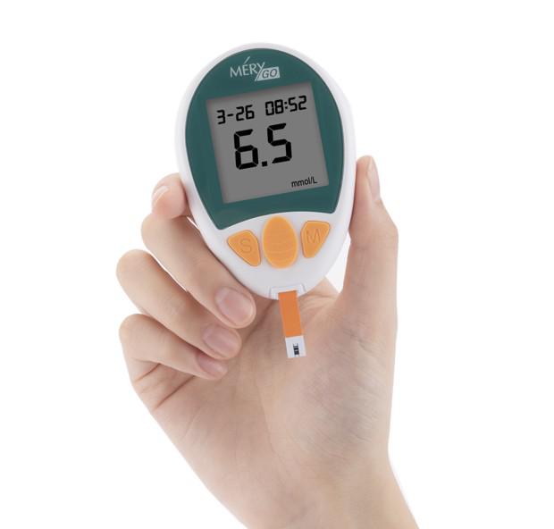 MéryGo vércukorszintmérő