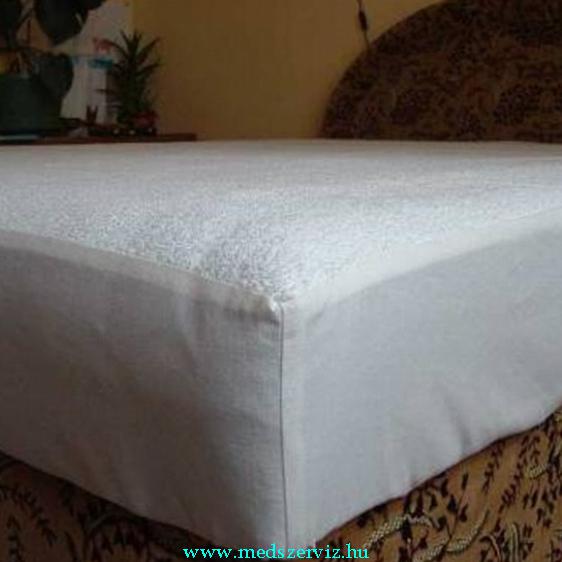 Vízhatlan matracvédő lepedő gumírozott széllel