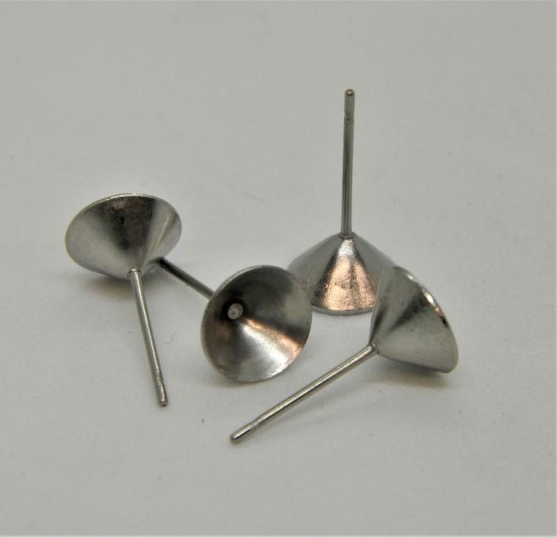 Acél stift kúpos fülbevaló alap 8 mm