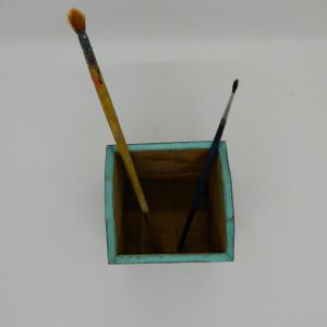 Asztali ceruzatartó