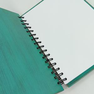 Fa könyv-tűzzománc- erdei út