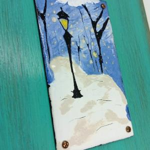 Fa könyv-tűzzománc- téli táj lámpással