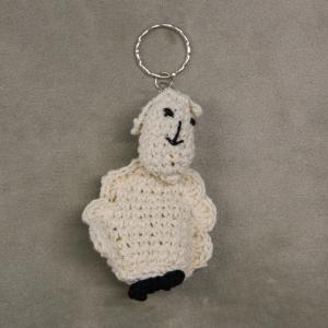 Horgolt báránykás kulcstartó