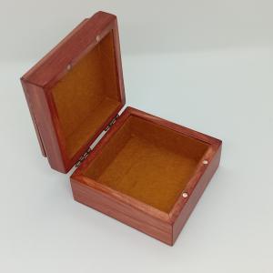 Virágos  fa ékszerdoboz - tűzzománc betéttel