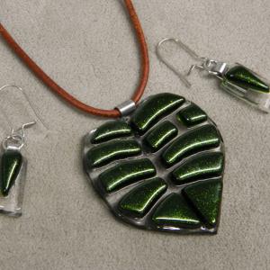 Zöld levél üvegékszer szett