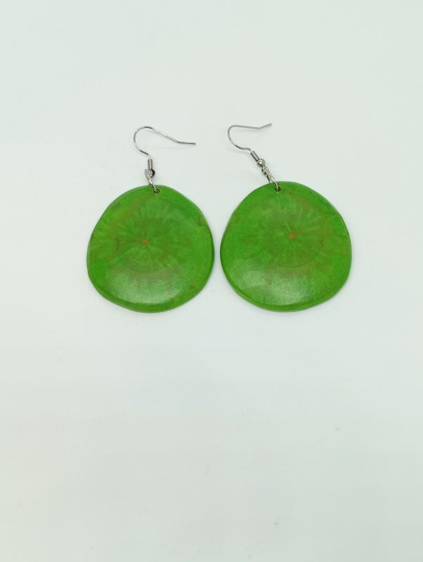 Fa fülbevaló levélzöld