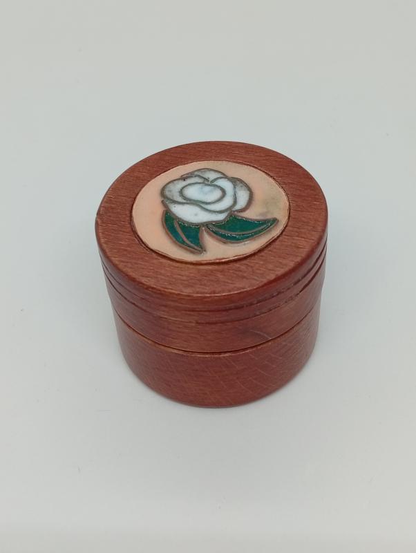 Fa gyűrűs ékszerdoboz-tűzzománc rózsás