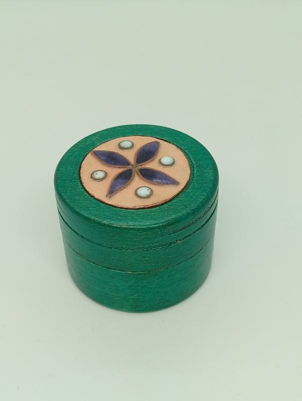 Fa gyűrűs ékszerdoboz-tűzzománc virágos