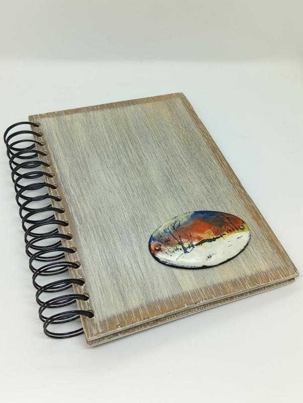 Fa könyv-tűzzománc betéttel