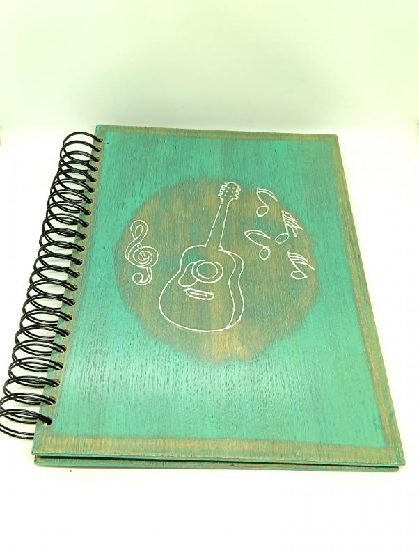 Gitáros kotta könyv