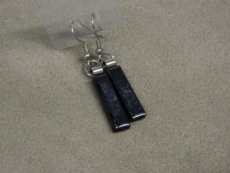 Grafit üveg fülbevaló