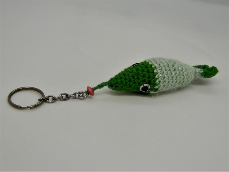 Halacskás kulcstartó