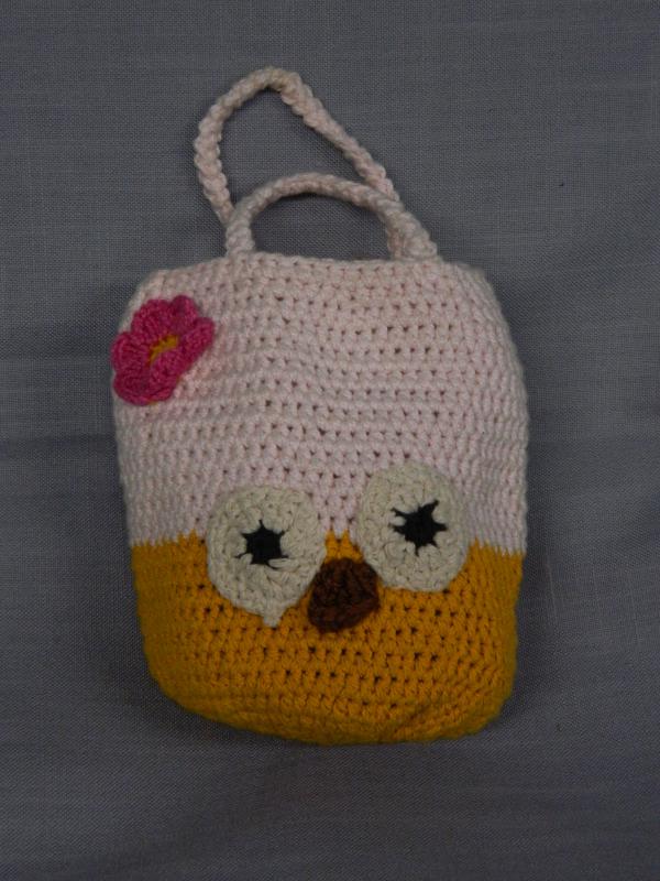 Horgolt lányka kistáska