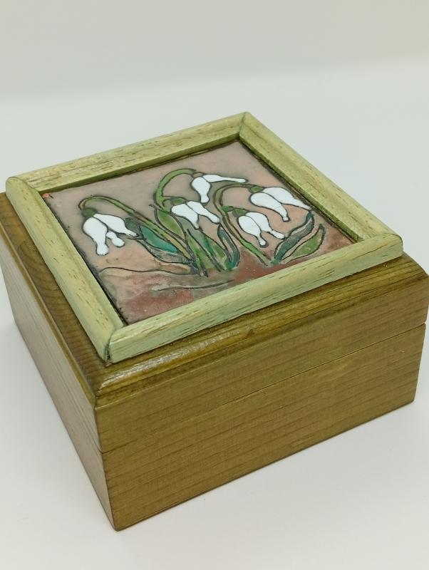 Hóvirág fa ékszerdoboz -tűzzománc képpel