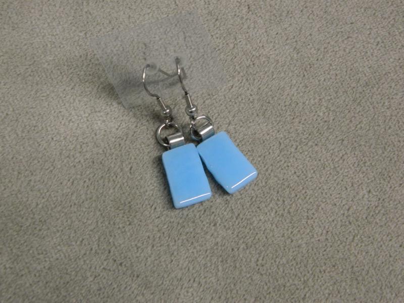 kék lecsüngős fülbevaló