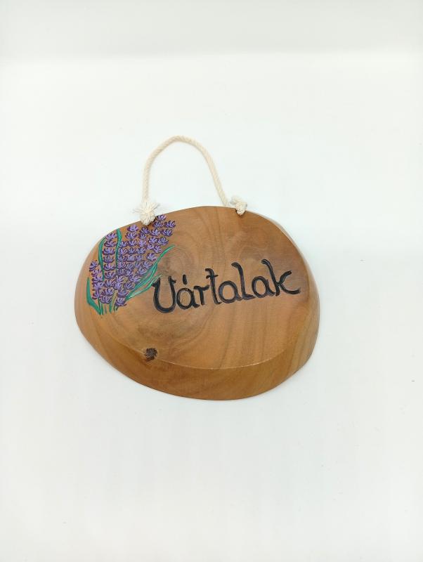 Köszöntő fa ajtótábla -Levendulák