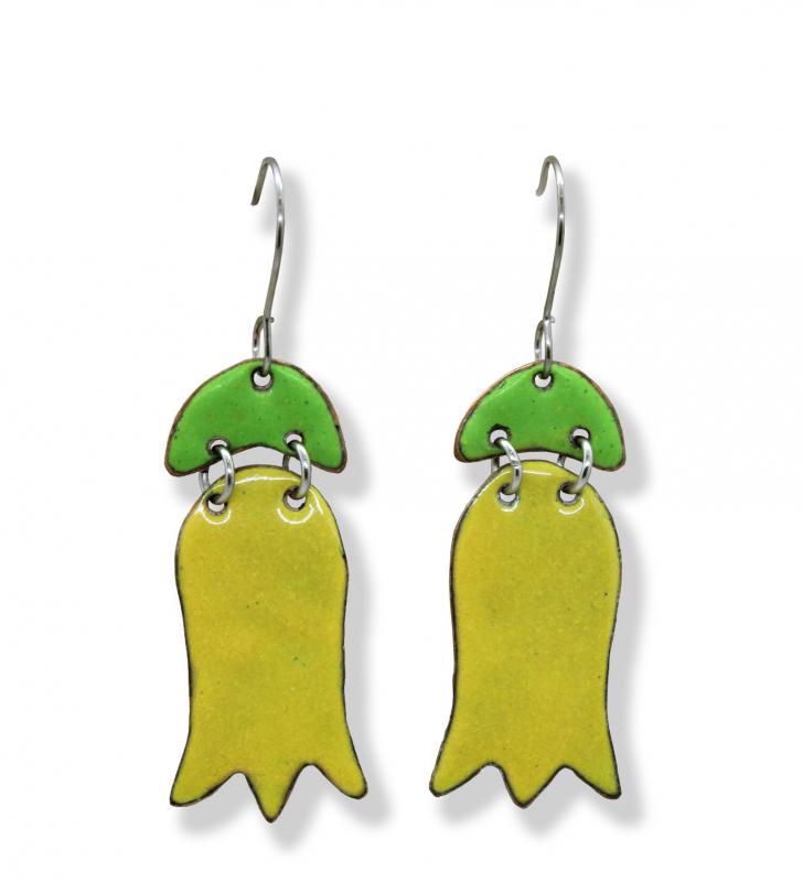 Sárga harangvirág fülbevaló levéllel