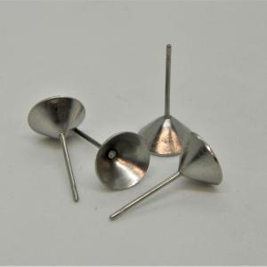 Acél stift kúpos fülbevaló alap 8 mm