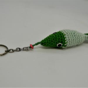 Halacskás kulcstartó