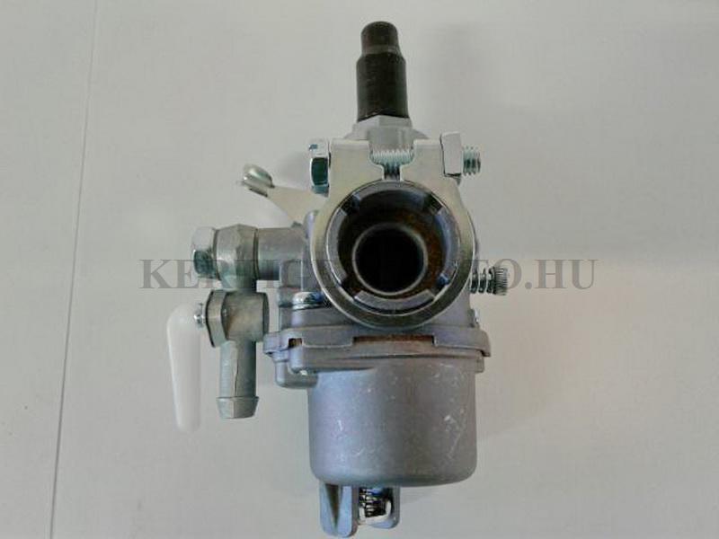 3W-650 kinai motoros háti permetező karburátor ( benzincsappal )