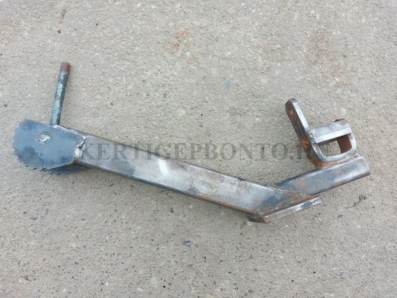 Aratrum kapálógép kormány és csoroszlyatartó