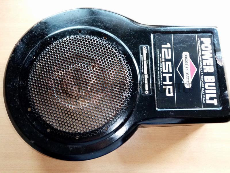 Briggs 12,5 Le motor burkolat ( felső )