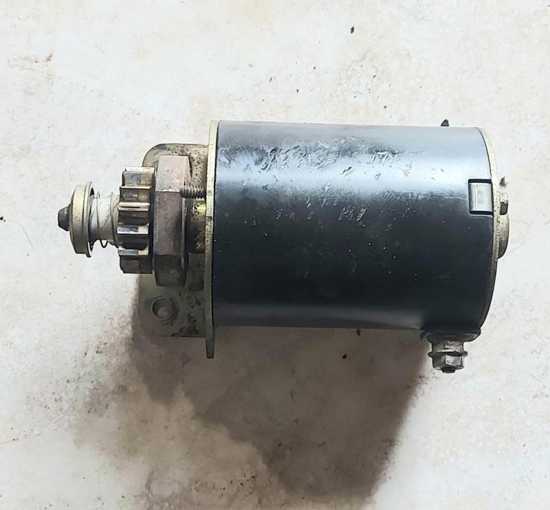 Briggs 15.5 Le I/C OHV motor öninditó ( fém fogaskerekes )
