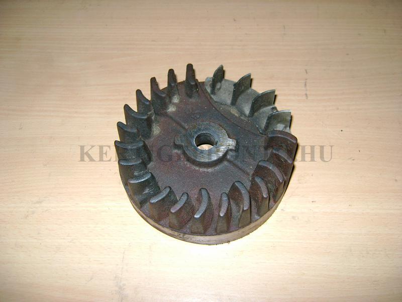 Briggs 5 Le vízszintes tengelyű motor lendkerék ( nehéz )