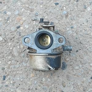 Briggs 3,5 le motor komplett karburátor ( régi kocka tankos motor )