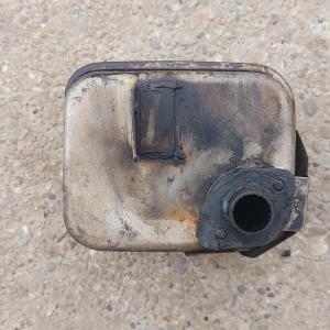 Briggs 8 - 10 Le motor kipufogó