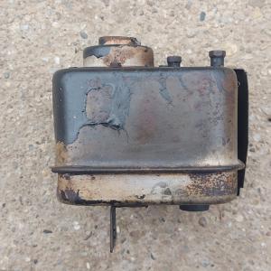 Briggs 8 - 10 Le motor kipufogó