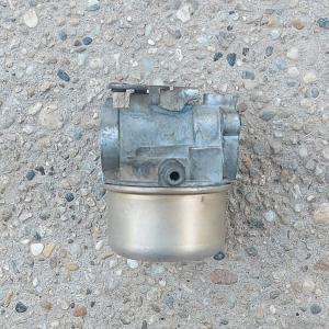 Briggs Quantum motor komplett karburátor ( gumi szívatós )