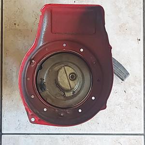 Honda F 400 / F 600 / G 150 / G 200 kapálógép berántó szerkezet komplett ( házzal )