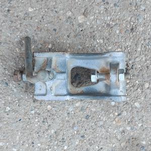 Honda F 400 / F 600 kapálógép csoroszlyatartó