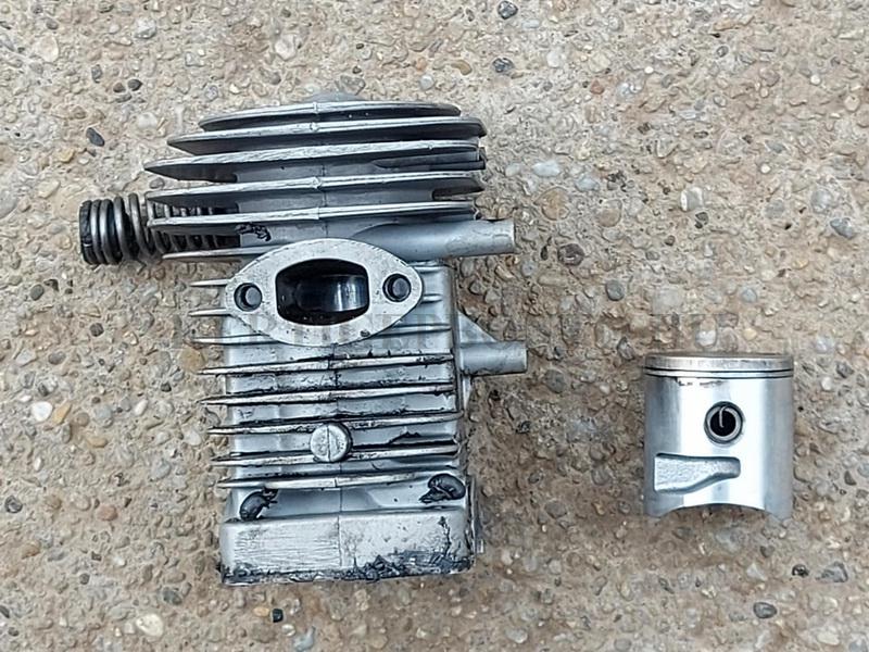 Husqvarna 236 / 240 láncfűrész komplett henger ( Bontott )