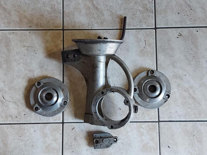 KF-04 / Rex-Max kapálógép üres hajtóműház ( Régi típus )