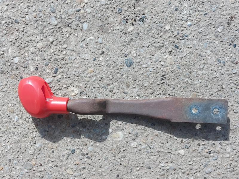 MTD SPB 53 HW benzinmotoros fűnyiró központi kerékállitó kar