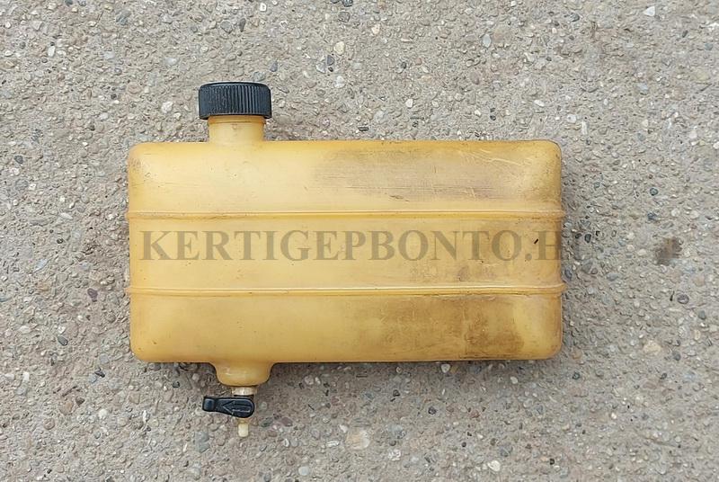 Oleo-Mac AM140 motoros háti permetező benzintank / üzemanyagtank ( bepattintós )