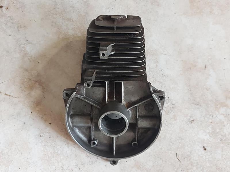 Oleo - Mac Sparta 25 / 250 / 26 fűkasza henger ( üres )