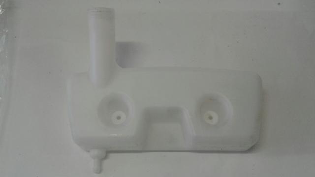 SP-415 / 3WF-3 kinai motoros háti permetező benzintank