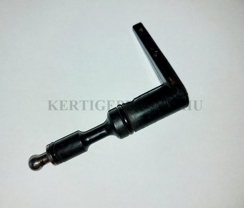 Stihl 050/ 051/ 075/ 076 láncfűrész olajszivattyú állítókar