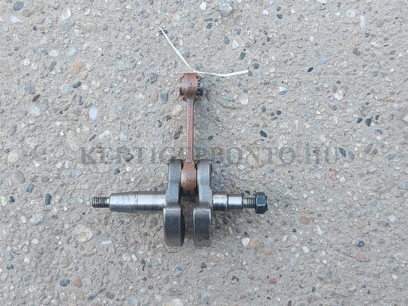 Straus / Demon stb. kínai fűkasza főtengely ( tűgörgővel )