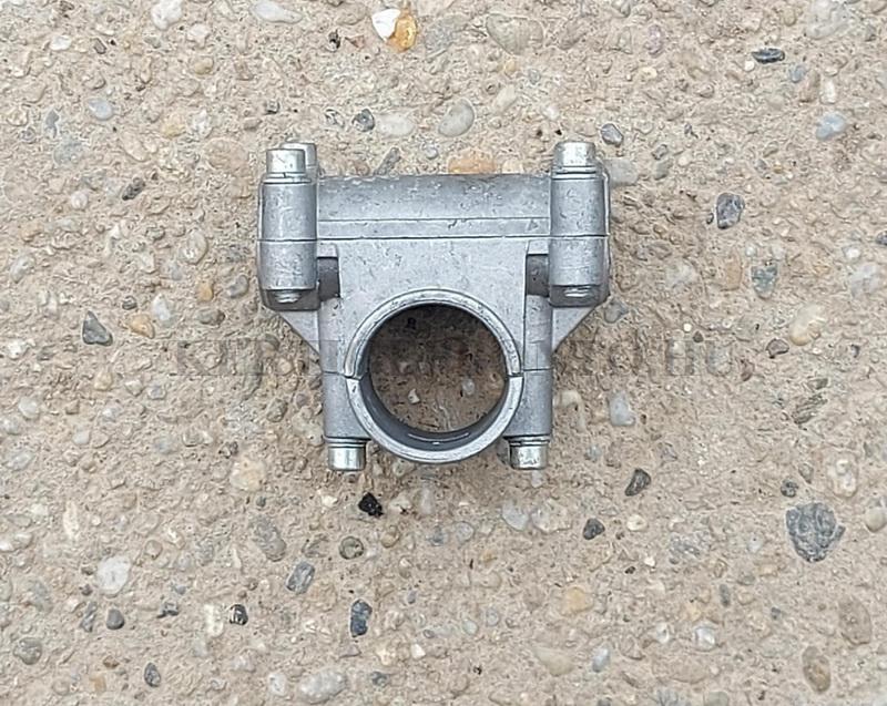 Straus / Kínai fűkasza kormánytartó ( 28mm )